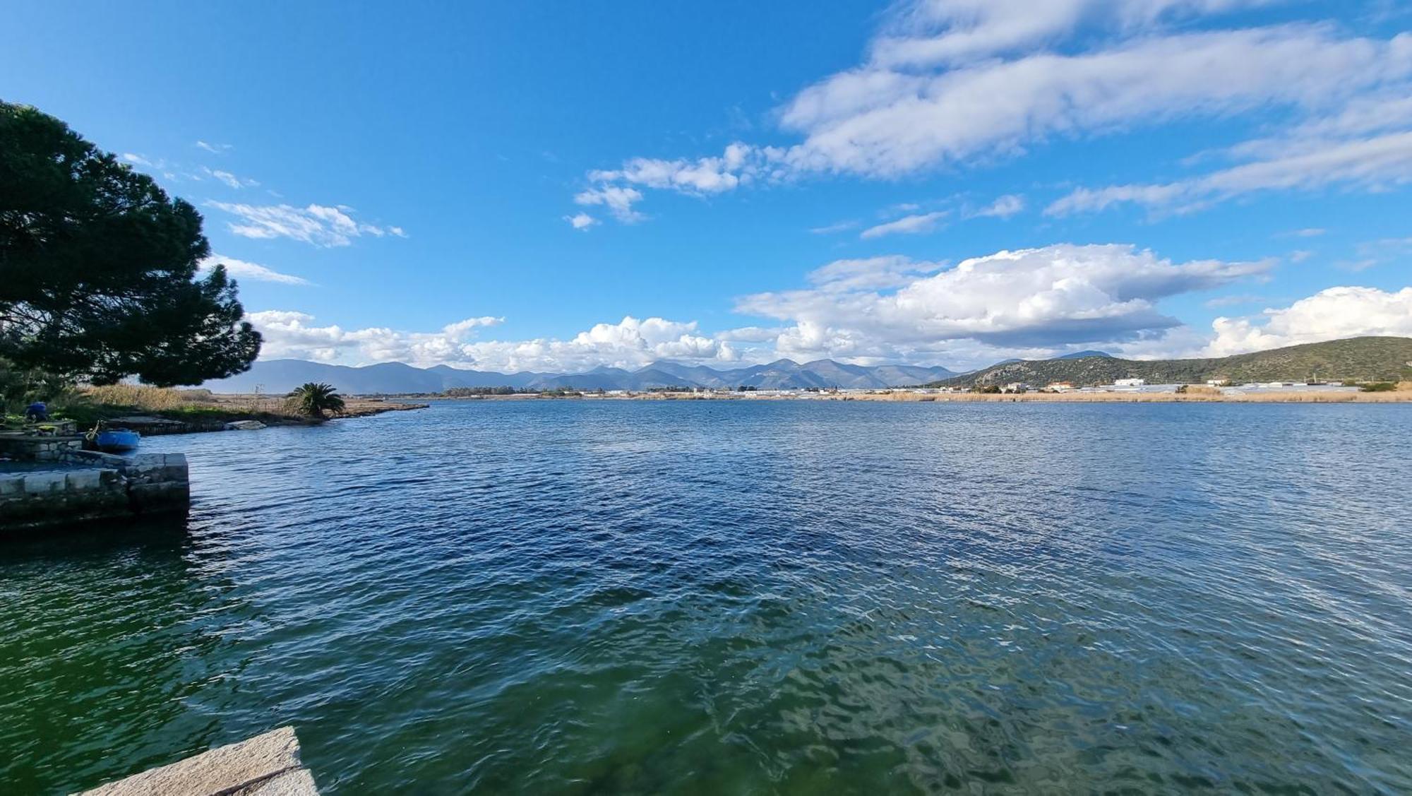 Villa Cecilia Sul Lago Fronte Mare 스펠론가 외부 사진