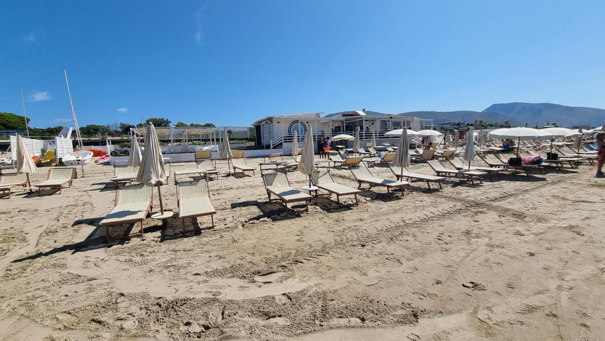 Villa Cecilia Sul Lago Fronte Mare 스펠론가 외부 사진
