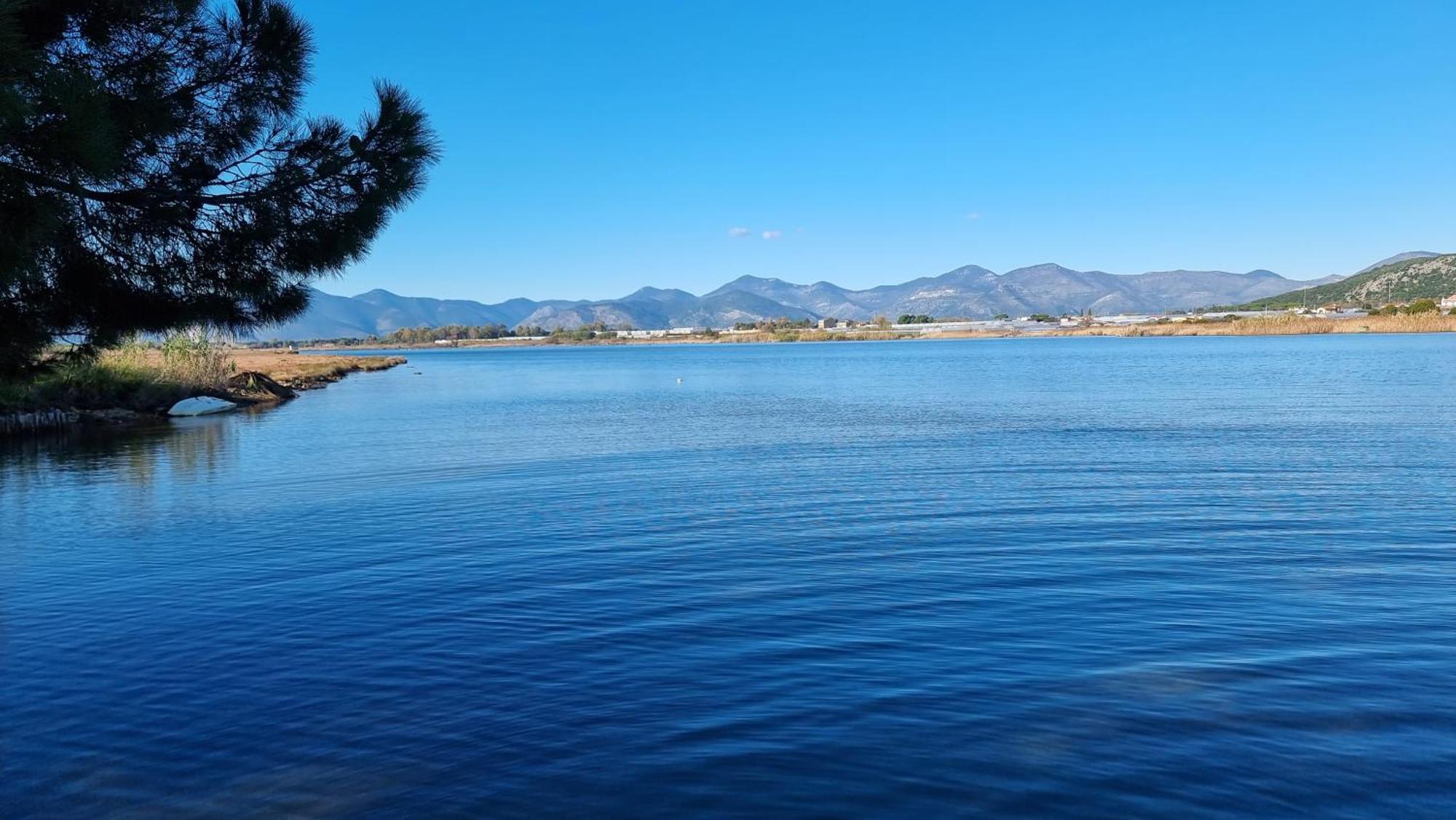 Villa Cecilia Sul Lago Fronte Mare 스펠론가 외부 사진